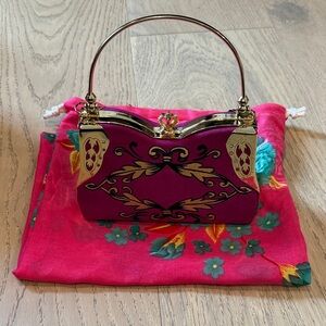 Elegant Pink Handbag